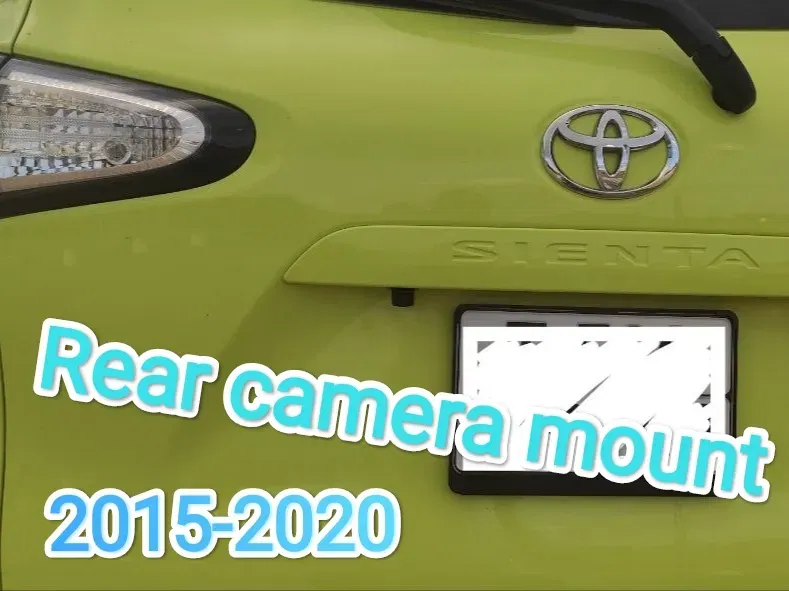 Giá đỡ camera sau cho Toyota Sienta 2015-2020 - Image 1