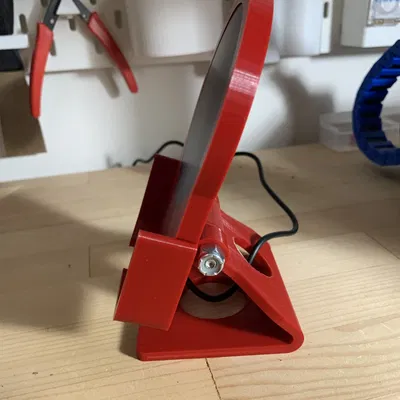 Giá đỡ sạc không dây cho điện thoại với chế độ chờ IOS 17