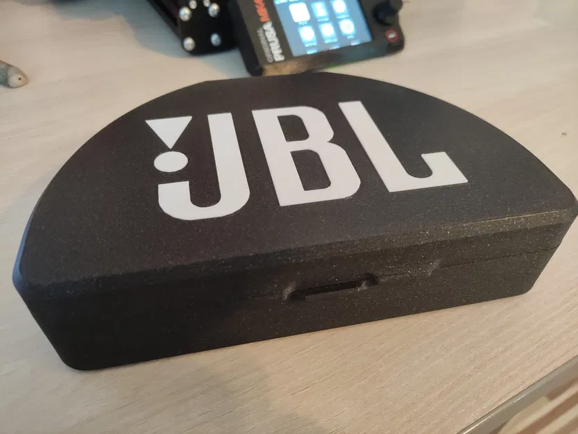 Hộp đựng tai nghe JBL Tune 670NC đã chỉnh sửa - Image 1