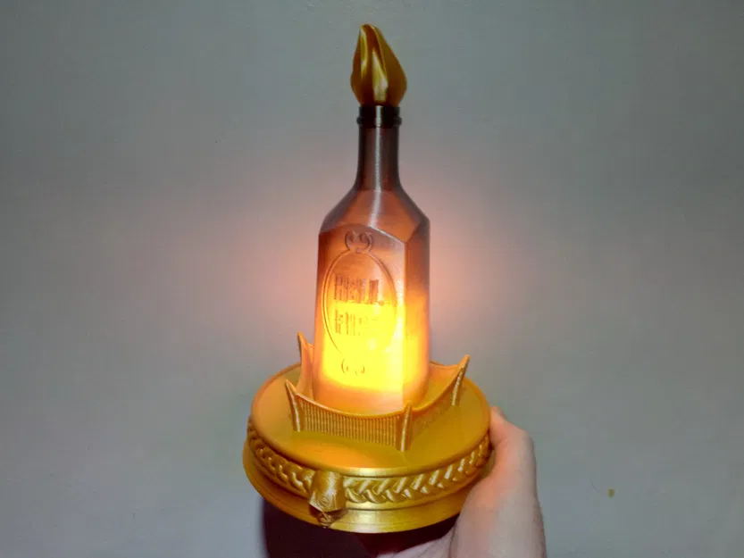 Chai Lửa Địa Ngục với Đế Trang Trí Halloween - Image 1