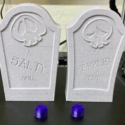 Đồ trang trí muối và tiêu Halloween vui nhộn