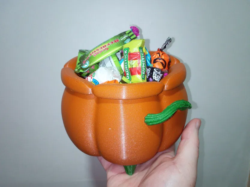 Nồi bí ngô trang trí Halloween cho kẹo - Image 1