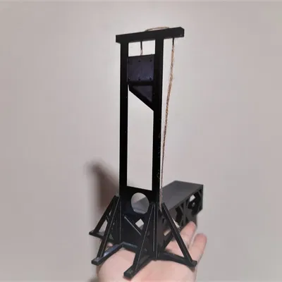 Madame Guillotine - Phiên bản để bàn mùa Halloween