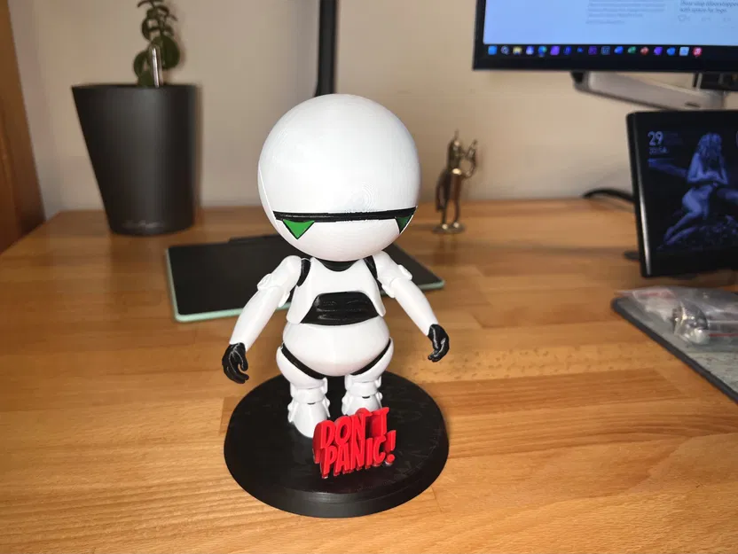 Nhân vật robot buồn nhiều màu từ The Hitchhiker's Guide - Image 1