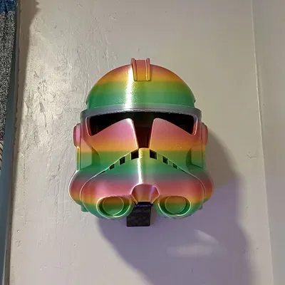 Giá đỡ tường cho mũ bảo hiểm kiểu Bucket