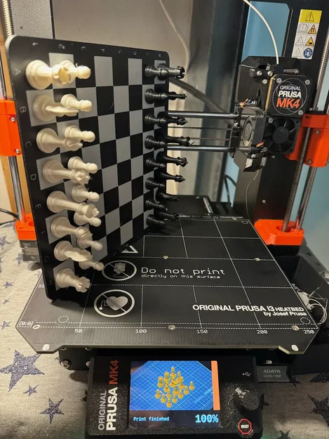 Bàn cờ vua hai màu cho các nhân vật từ tính - Image 2