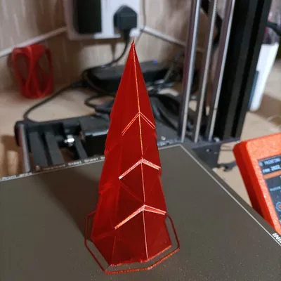 Cây thông Giáng sinh 2022 cho trang trí vui tươi