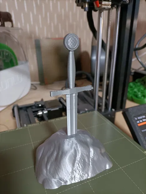 Kiếm Excalibur trong đá theo phong cách nghệ thuật - Image 3