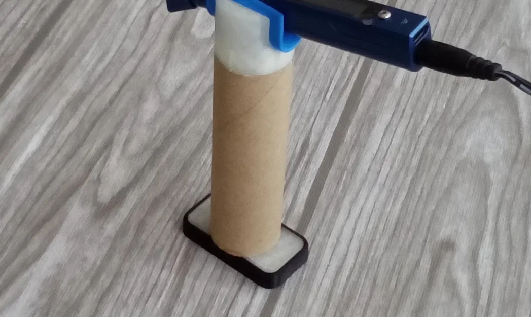 Giá đỡ hàn có nam châm và ống giấy 28mm - Image 1