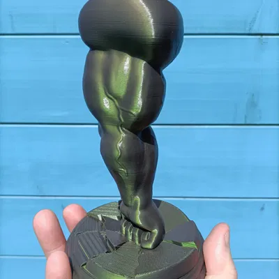 Cánh tay siêu anh hùng SMASH đập xuống mặt đất