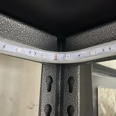 Giá đỡ LED góc trong từ tính với độ nghiêng 45 độ