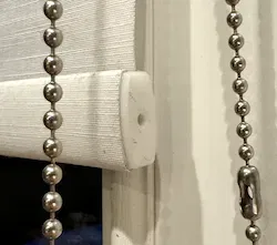 Nắp cuối cho thanh dưới của rèm cuốn bằng nhôm - Image 1