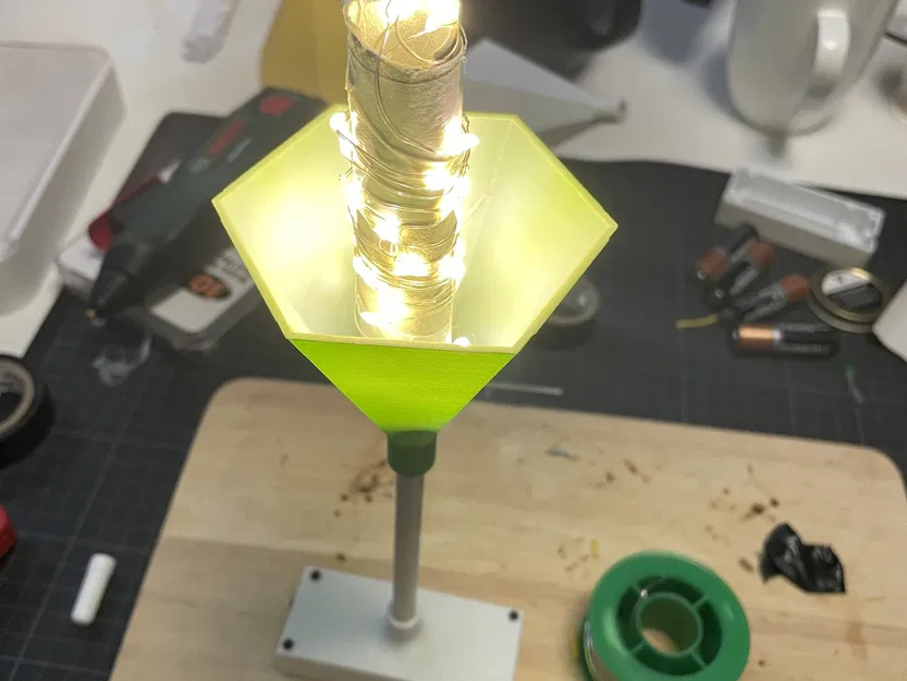 Đèn pha lê SIMS với hộp pin tùy chọn - Image 3