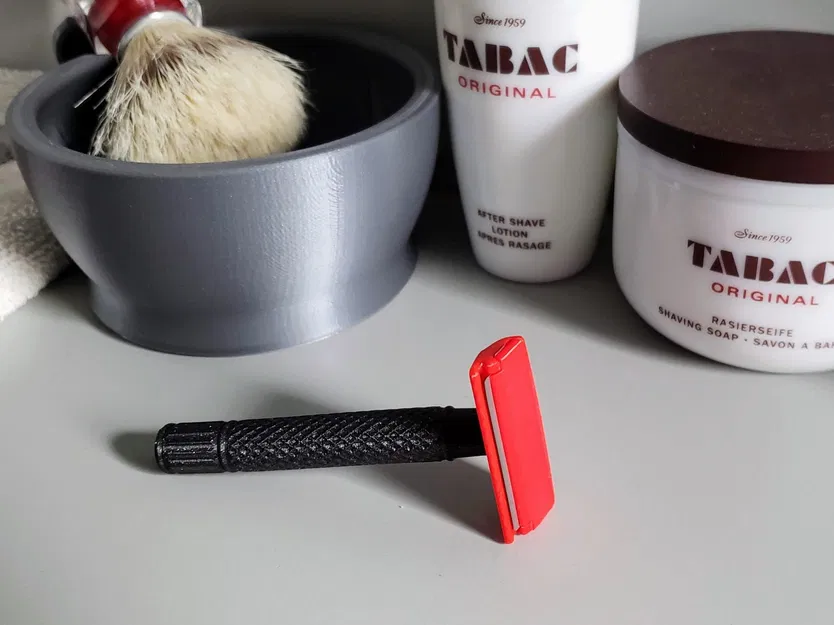 Dao cạo an toàn Half DE "H-DE" với thiết kế nhỏ gọn - Image 1