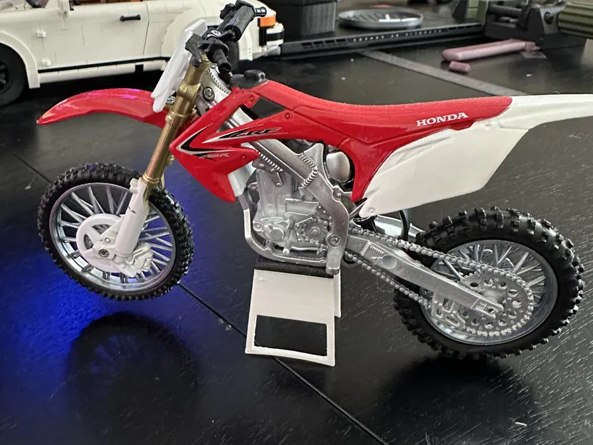 Giá đỡ xe đạp địa hình tỷ lệ 1/12 với lỗ cho chốt - Image 1