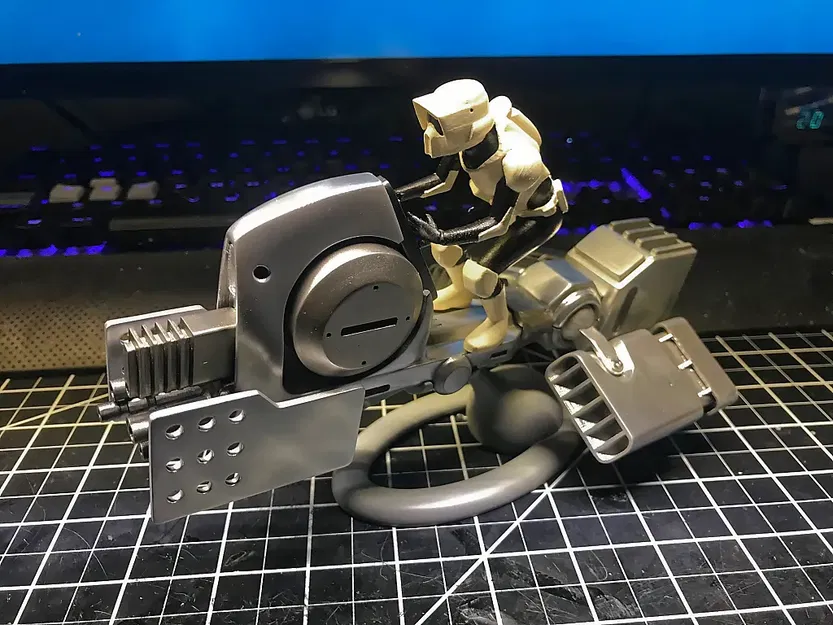 Mô hình xe bay của Nilo Rodis-Jamero trong Star Wars - Image 1