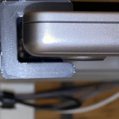 Giá đỡ MacBook Pro dưới bàn làm việc