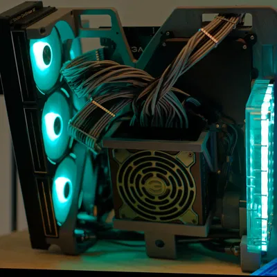 Khung máy tính mở 4 (OPF-4) với thiết kế cải tiến