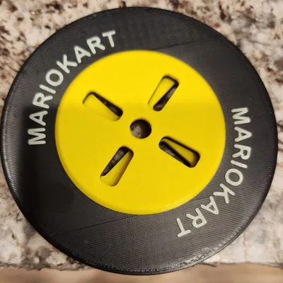 Bánh xe trang phục Mario Kart cho bé trai