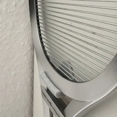 Giá đỡ cho máy bắt muỗi điện gắn tường