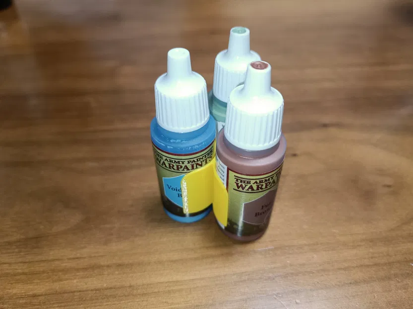 Giá đỡ cho ba cây cọ quân đội - Image 1