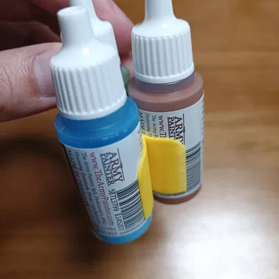 Giá đỡ cho ba cây cọ quân đội