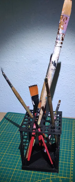 Giá đỡ cọ vẽ cho hơn 40 cọ vẽ lớn nhỏ - Image 1