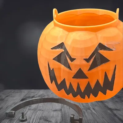 Xô kẹo hình bí ngô cho Halloween vui nhộn