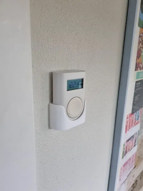 Giá đỡ tường cho bộ điều chỉnh nhiệt độ Wavin Ahc 9000 - Image 2