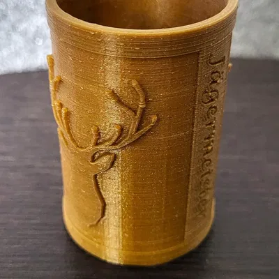 Cốc uống Jägermeister thiết kế độc đáo