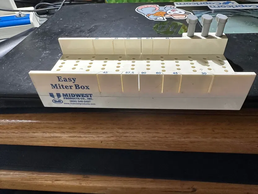 Hộp cắt góc dễ dàng từ Midwest Products Company Inc. với khóa ca... - Image 1