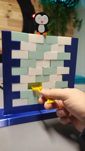 Bức tường với chú pingouin vui nhộn - Image 2