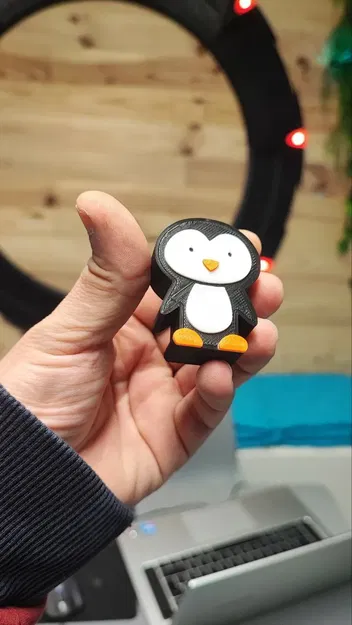 Bức tường với chú pingouin vui nhộn - Image 3