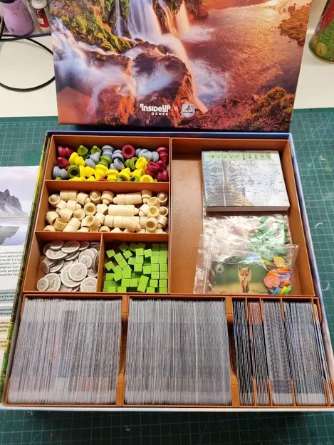 Lắp đặt cho trò chơi board game Earth với bộ phân phối thẻ tr... - Image 1