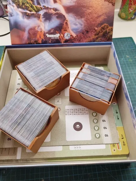 Lắp đặt cho trò chơi board game Earth với bộ phân phối thẻ tr... - Image 4