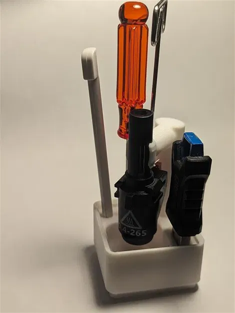 Ngăn chứa vòi phun và công cụ cho máy in Flashforge Adventure 3 và 4 - Image 1