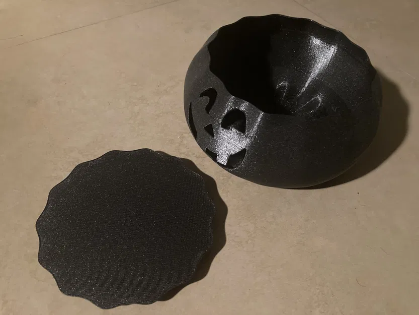 Đèn bí ngô Jack o Lantern có mặt và chân thú - Image 3