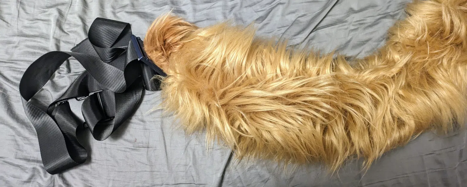 Giá đỡ đuôi trang phục từ nhân vật Barf trong Spaceballs - Image 5