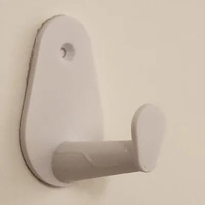 Giá treo mũ gắn tường nhỏ gọn và đơn giản