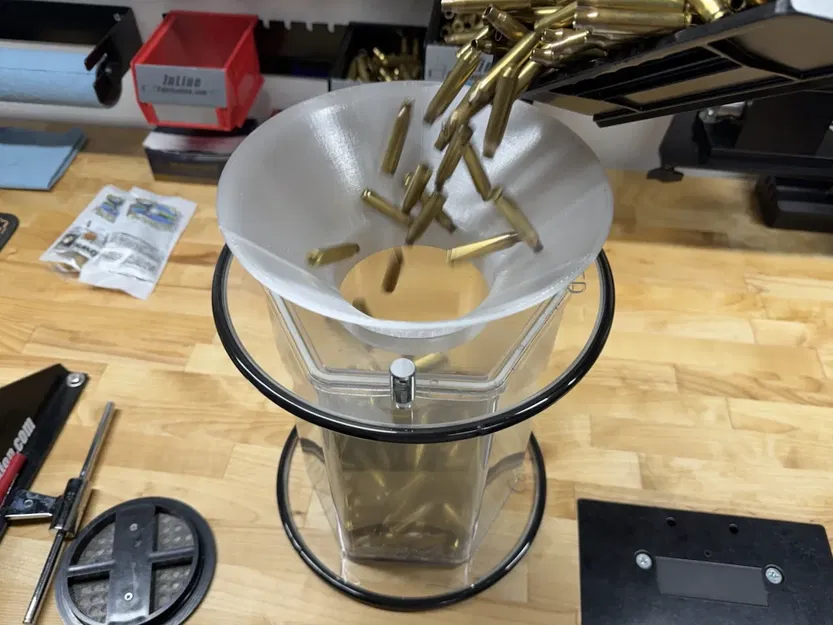 Phễu miệng rộng cho máy nghiền đồng CED Brass Tornado - Image 2