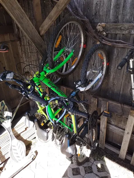 Giá đỡ xe đạp gắn tường với thiết kế chắc chắn - Image 5