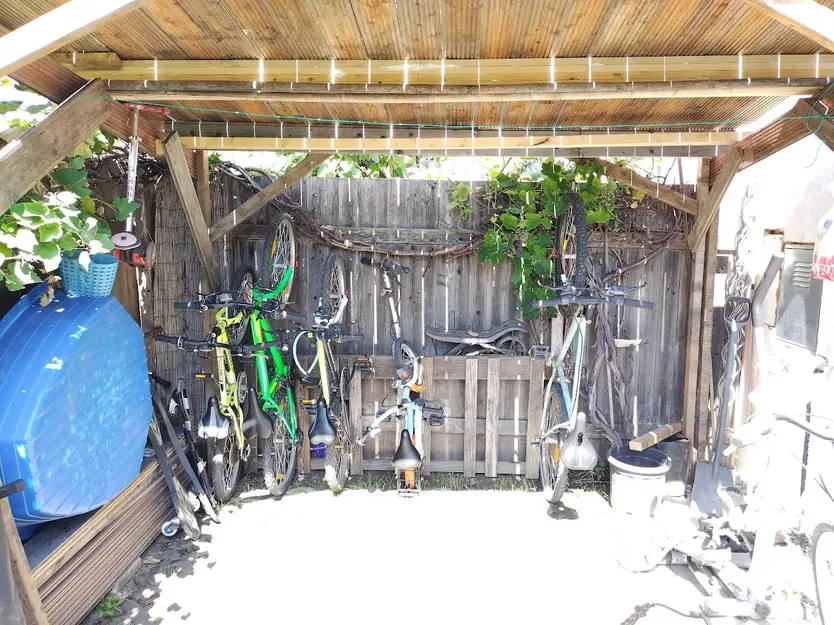 Giá đỡ xe đạp gắn tường với thiết kế chắc chắn - Image 6