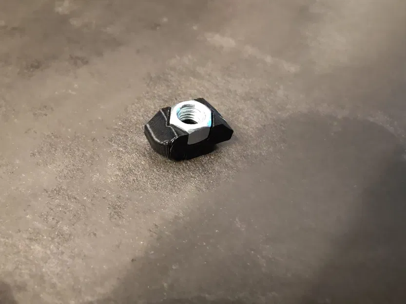 M5 T-Nut/Hammermutter cho profile nhôm 30x30mm - Image 1