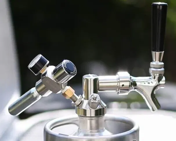 Bao đựng Mini Keg Growler 64oz bằng thép không gỉ - Image 2