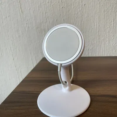 Giá đỡ điện thoại MagSafe không cần hỗ trợ