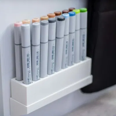 Khay và kệ tháo rời cho 18 bút Copic