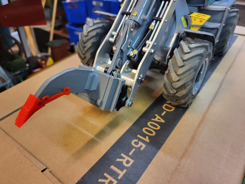 Móng vuốt Ripper cho máy xúc mini Lesu MCL8 - AOUE - Image 1