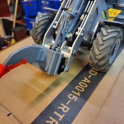 Móng vuốt Ripper cho máy xúc mini Lesu MCL8 - AOUE