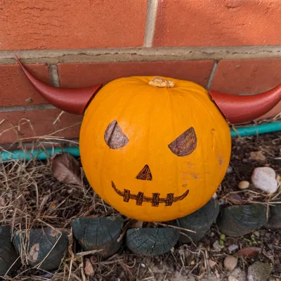 Sừng bí ngô độc đáo cho Halloween