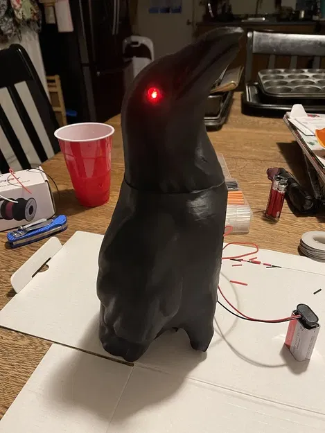 Quạ Halloween với mắt LED - Image 5